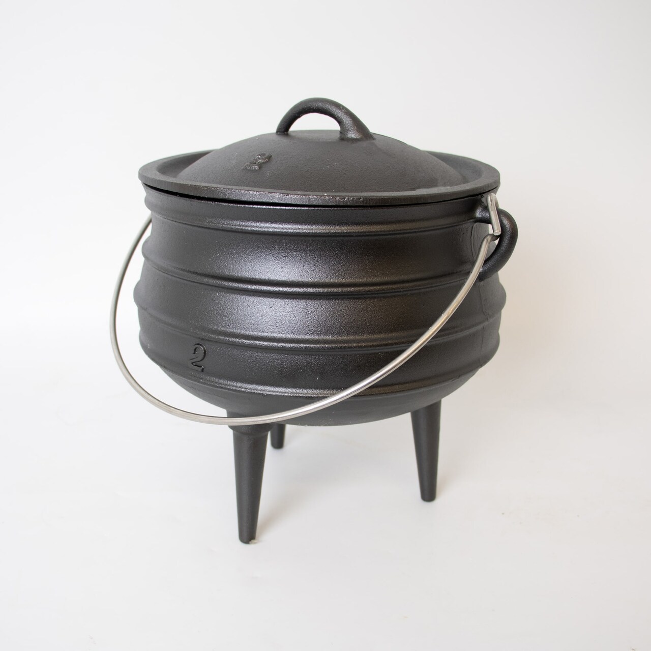 Lehman's Campfire Cooking Kettle Pot - Cast Iron Potjie Dutch Oven with 3 Legs and Lid